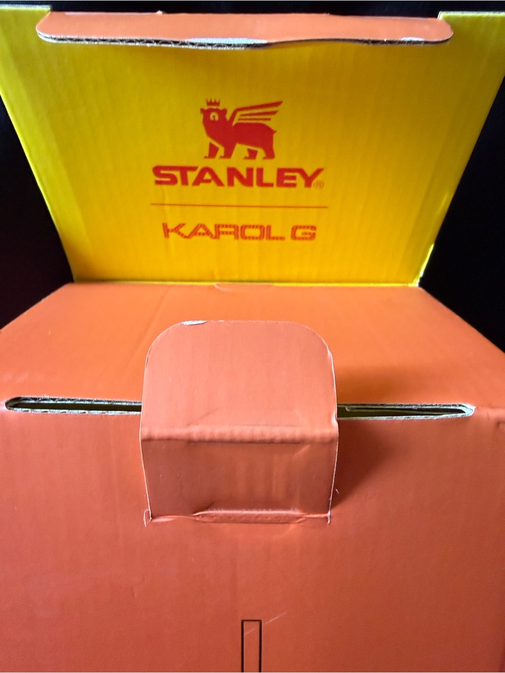 New Stanley 40oz Karol G Edition Orange and Red Floral with Box Topper Straw - Picture 16 of 16